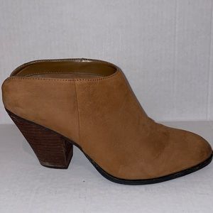 Steve Madden leather brown booties size 8
